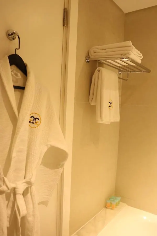 Damac Prive Exquisite Luxurious Studio Apartment By Central Cove Holiday Homes Dubai