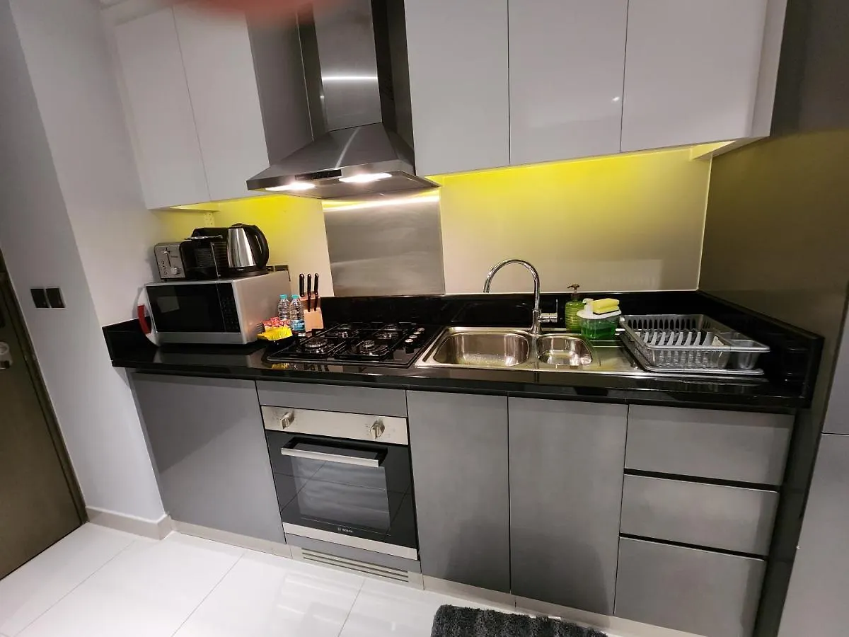 Damac Prive Exquisite Luxurious Studio Apartment By Central Cove Holiday Homes Dubai