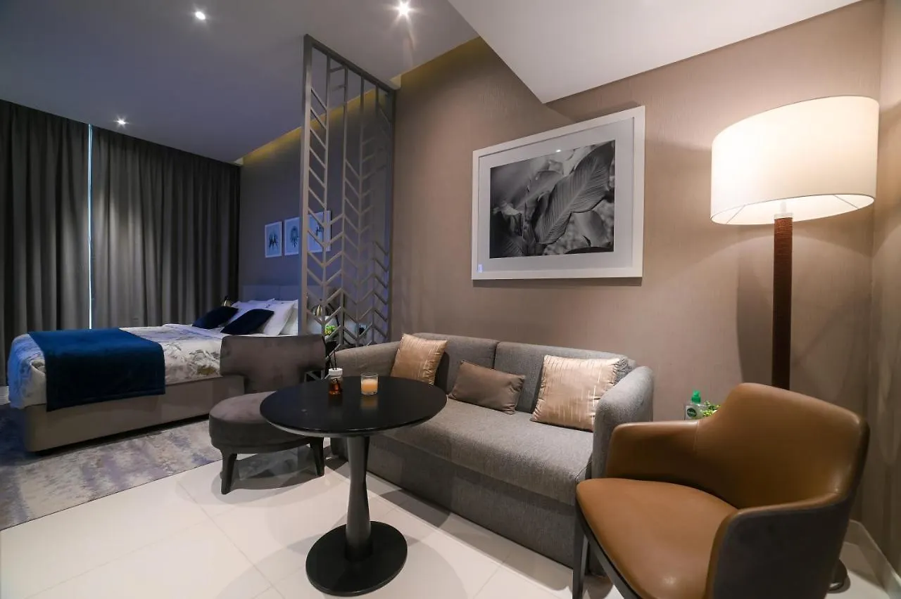 Damac Prive Exquisite Luxurious Studio Apartment By Central Cove Holiday Homes Dubai United Arab Emirates