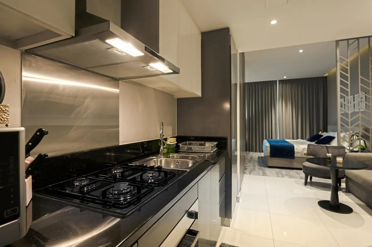 Damac Prive Exquisite Luxurious Studio Apartment By Central Cove Holiday Homes Dubai