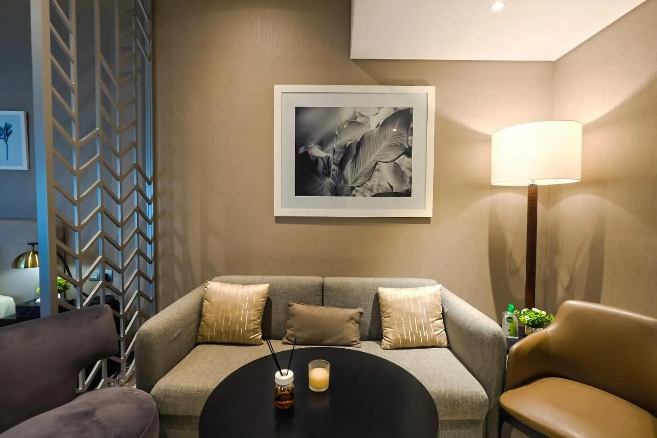 Damac Prive Exquisite Luxurious Studio Apartment By Central Cove Holiday Homes Dubai