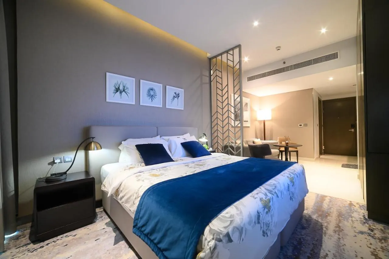 Damac Prive Exquisite Luxurious Studio Apartment By Central Cove Holiday Homes Dubai United Arab Emirates